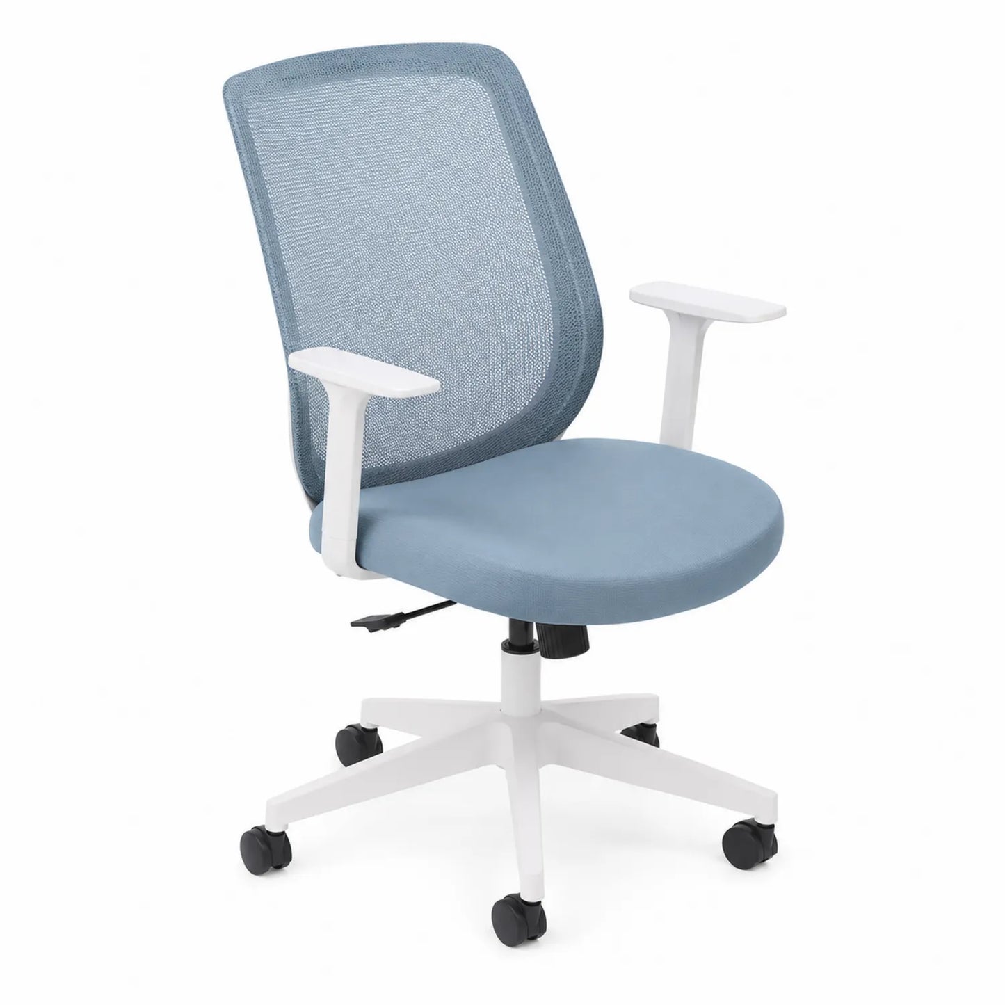 Silla de oficina azul con respaldo de malla y base de plástico